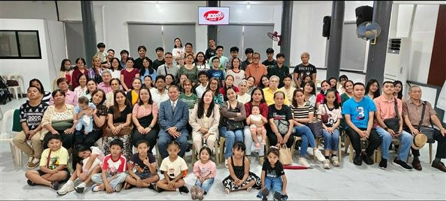 Ps. Charlie Dacutanan & Ps. Teresita "Tess" Dacutanan's congregation