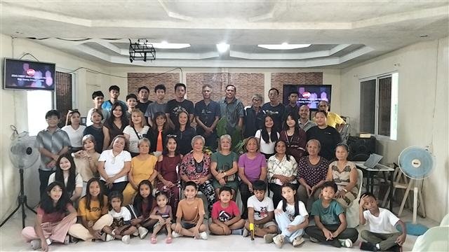 Ps. Alex R. Fernandez & Ps. Maria Cecilia M. Fernandez's congregation