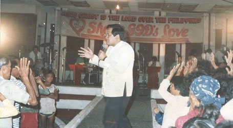 Bishop Jonathan speaking at Love Circle Ministry, Philippine Heart Center for Asia